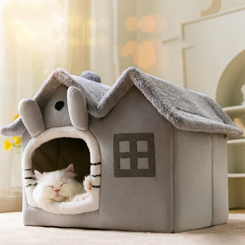 Plush pet house with removable roof